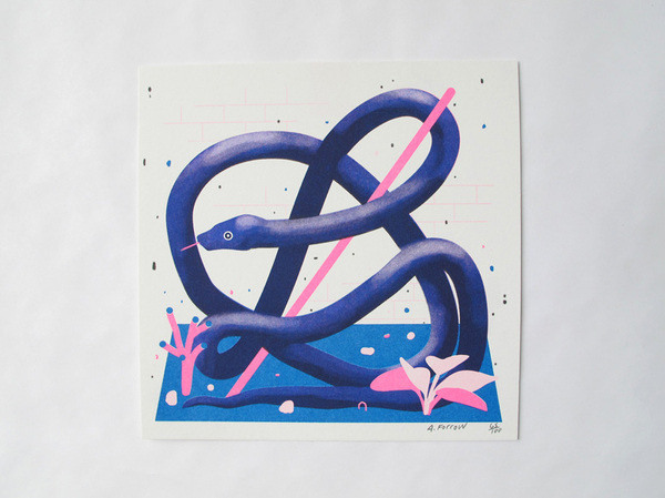 Description #white #pink #print #snake #purple #blue