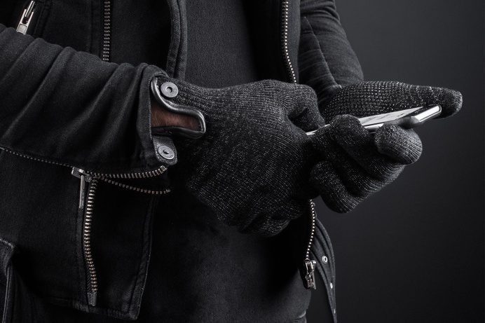 Mujjo – Leather tech accessories iphone i-phone mac apple brown black 5 5s se 6 se s 7 new deluxe luxury mindsparkle mag design tech