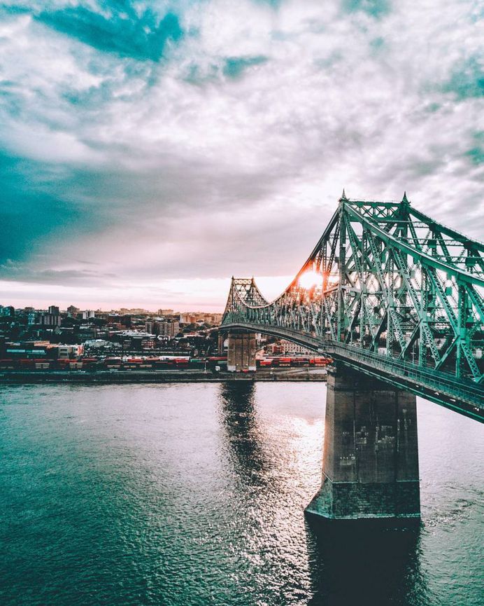 Stunning Urban Instagrams of Montreal by Charles Ouimet