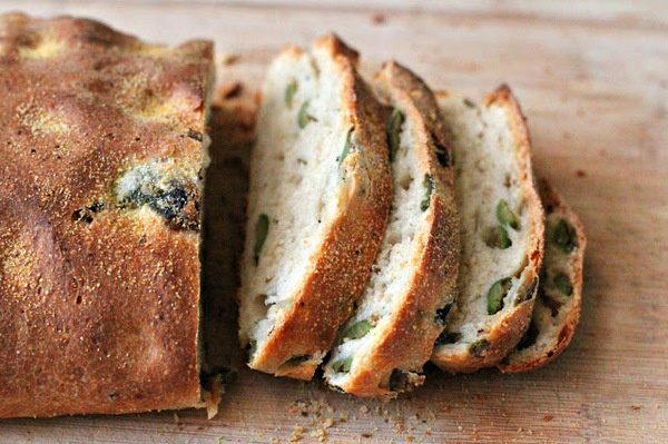 Milk and Honey: Olive and Thyme Bread #food