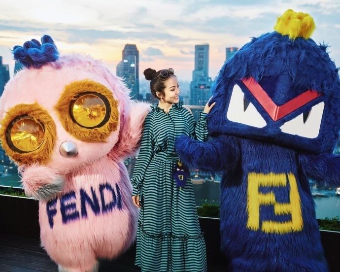 Yoyo Cao on Snapchat: Snapchat Selfies and Portraits by Singaporean Fashion Blogger