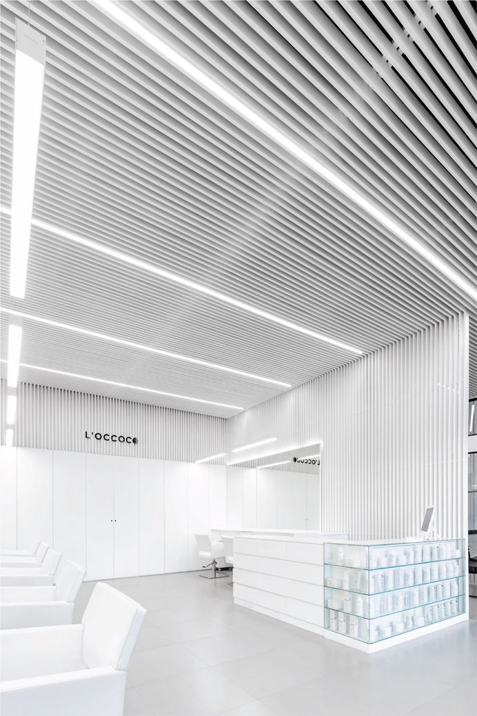 Salon L'OCCOCÓ – Minimalissimo #minimal #minimalism #architecture #design #salon #beauty