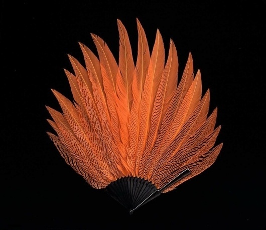Marieaunet: Eventail 1920 #fashion #plumes #orange #eventail