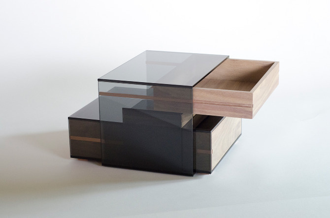 De Intuïtiefabriek #walnut #copper #display #design #glass #product