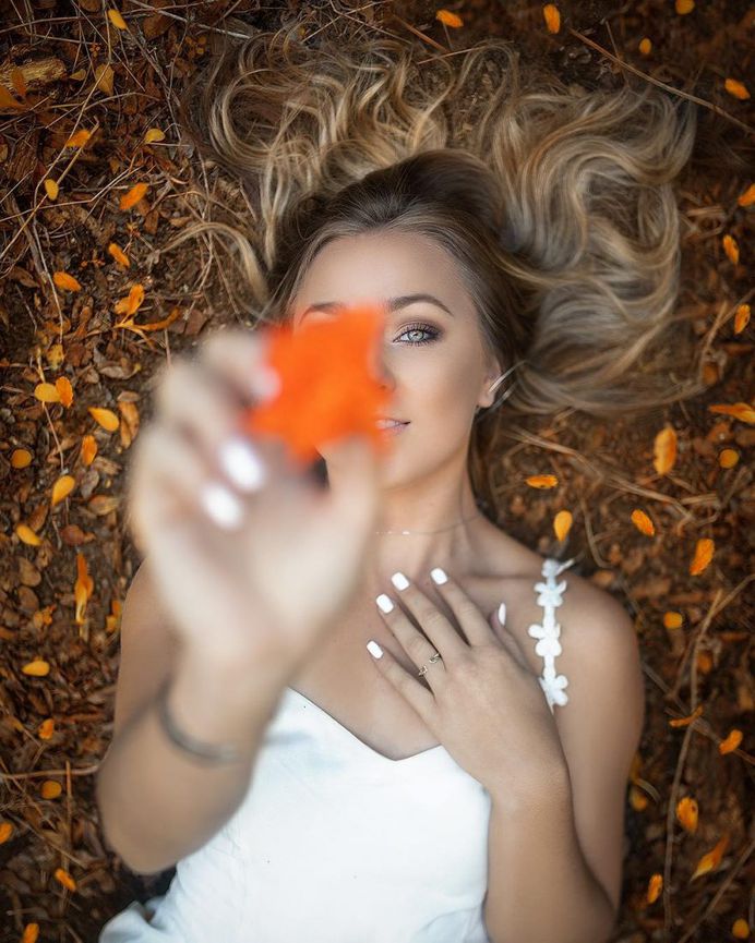 Vibrant Beauty and Lifestyle Portrait Photography by Manny Perez