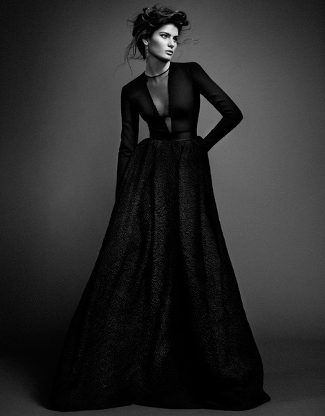 Isabeli Fontana by Sergi Pons for El Pais #model #girl #photography #fashion #bw #beauty