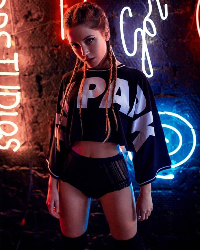 Gorgeous Beauty and Street Style Photography by Yuriy Lyamin