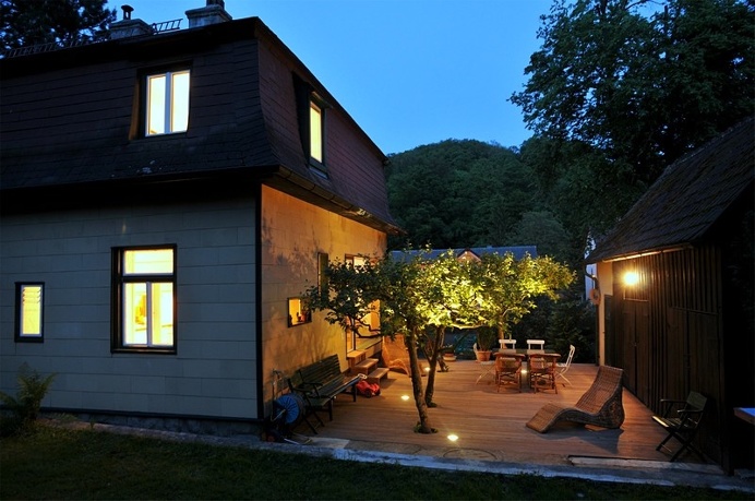 How an Old Outbuilding Became a Writer's Workshop and a Garden Room for Guests