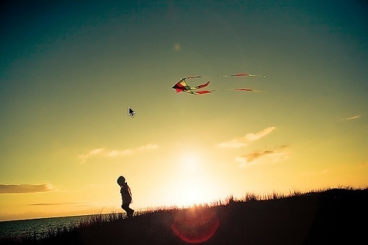 The Inspiration Stream | Veerle's blog 3.0 - Webdesign - XHTML CSS | Graphic Design #sunset #photography #kite