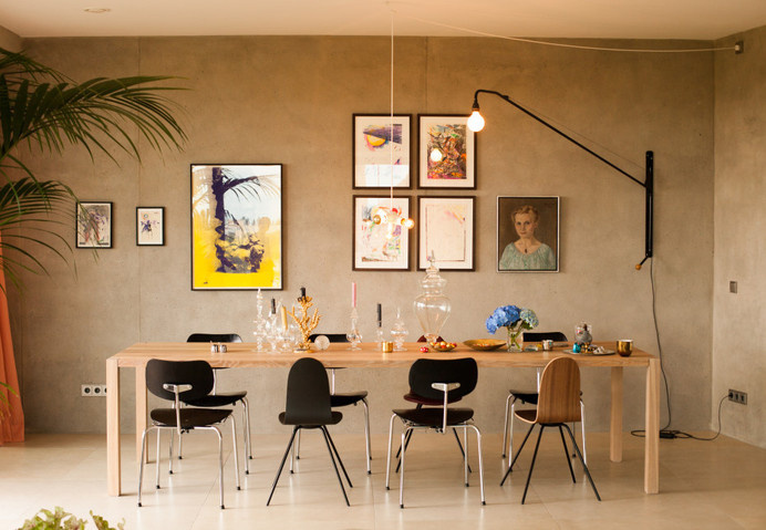 Freunde von Freunden — Katharina Kemmler — Creative Director, Apartment, BIKINI BERLIN & Office, Kreuzberg, Tiergarten & Schöneberg, Be #interior #lamp #table #chairs
