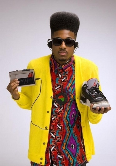 zoi93.jpg (447×640) #jordan #walkman #hiphop #nike #90s #sneakers #afro #music #shades #fashion