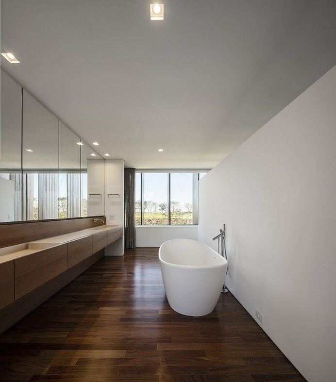Modern Summerhouse Near Sao Paulo by Studio Arthur Casas 14