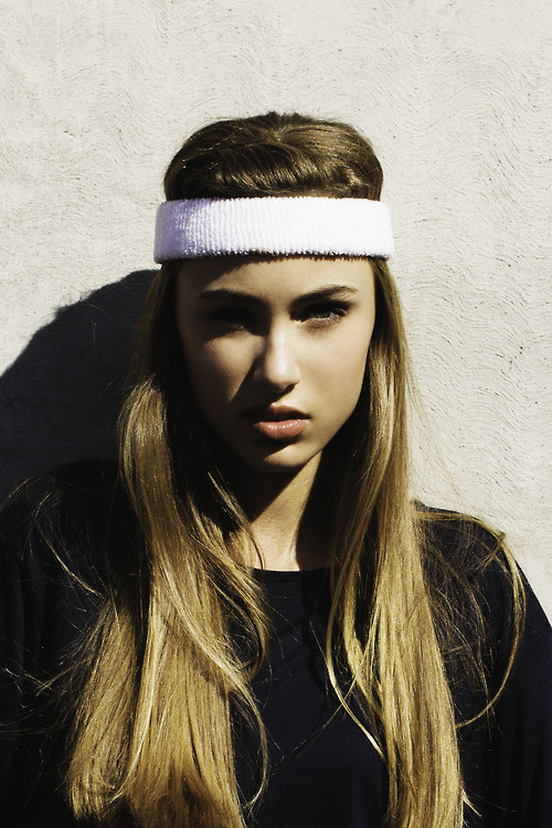 Claire #bright #girl #sunny #retro #photography #summer #fashion