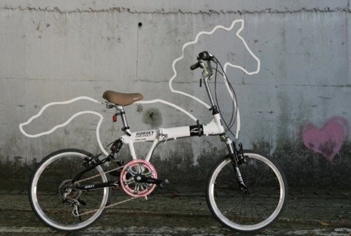 I S A #unicorn #bike #street