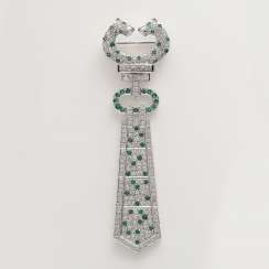 Brooch in tie form of m. Panther head motif