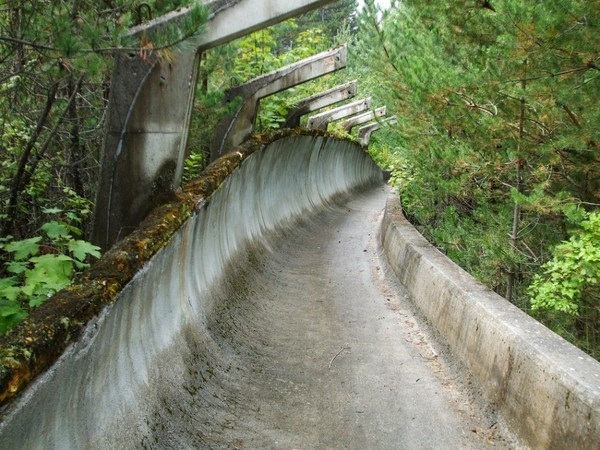 Source: flickr.com #abandon #place #photography #building