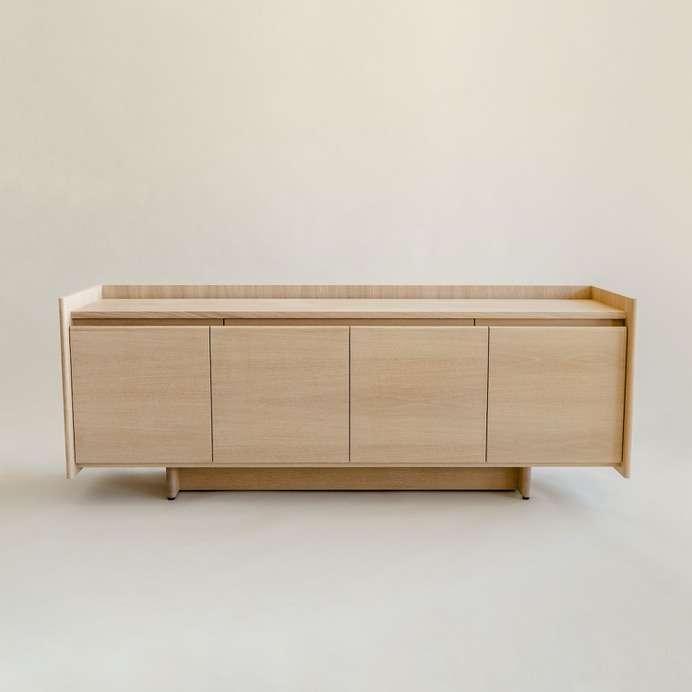 White Oak Console by Tretow