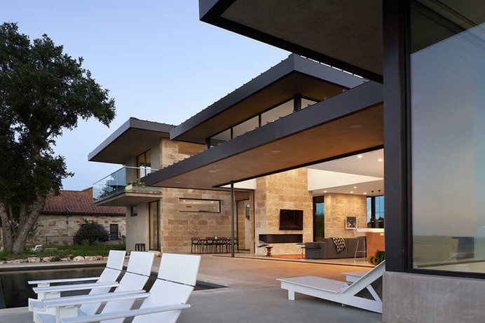 Lago Vista House, Texas / Dick Clark + Associates