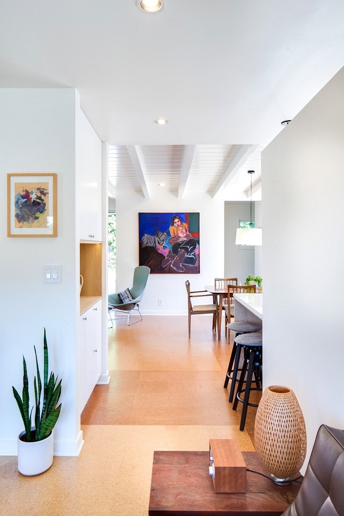 Ranch Redo in Culver City, California / ras-a studio