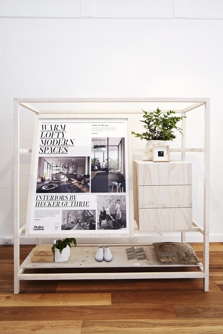 frame display
