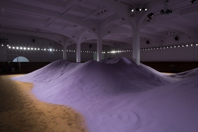 Prada Women's SS15 Runway Show #set