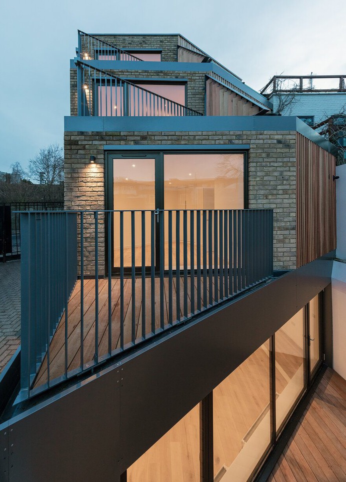 High Street Flats / Wimshurst Pelleriti
