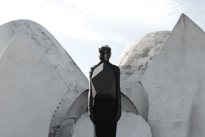 Leather Accessories by Konstantin Kofta #futuristic #black #leather #bag #facet