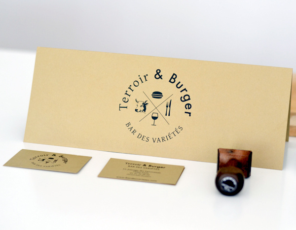 Bar des variétés - graphicwand - graphic design experimentation #burger #design #graphic #restaurant #corporate #identity #french #typography
