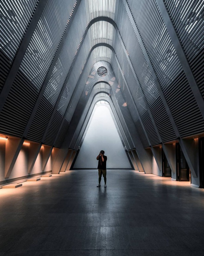 Cinematic and Fantastic Urban Photography by Nikolaos Haaponiemi