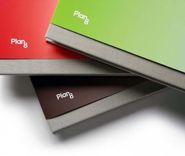 WE RECOMMEND Plan8 #logo #kern #identity #typography