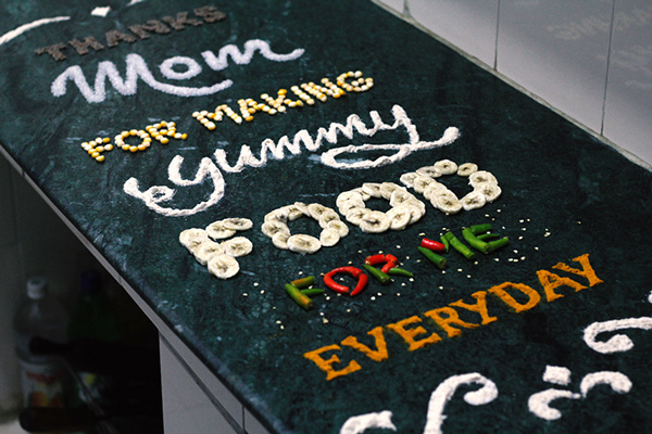 Food typography to Thanks my mom.