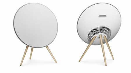 With the beautiful saucer minimalistic wireless sound system enjoy seamless music like never before. #design #home #product #system #industrial #sound