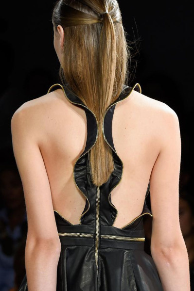velvetrunway: " Cushnie et Ochs | SS16 || posted by haute-vanity "