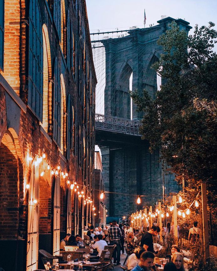Spectacular Street Photos of New York City by Joe Thomas
