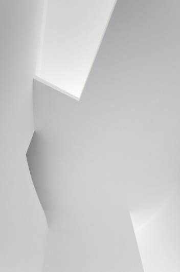 Architecture Photography: Mimesis Museum / Alvaro Siza + Castanheira & Bastai Arquitectos Associados + Jun Sung Kim - Mimesis Museum - Alvar #museum #siza #mimesis #architecture #minimal #alvaro
