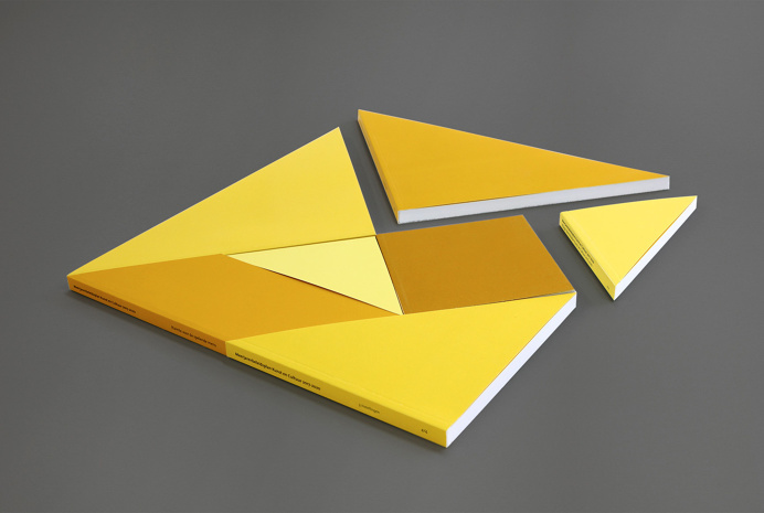 Ruimte voor de spelende mens, tangram puzzle book