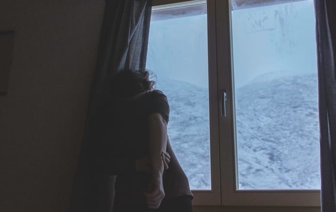 #marina #girl #window #cozy #lazy #snow #autumn