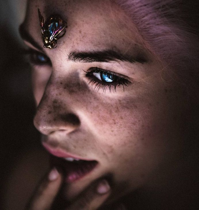 Dreamlike Portrait Photography by Damien Casals