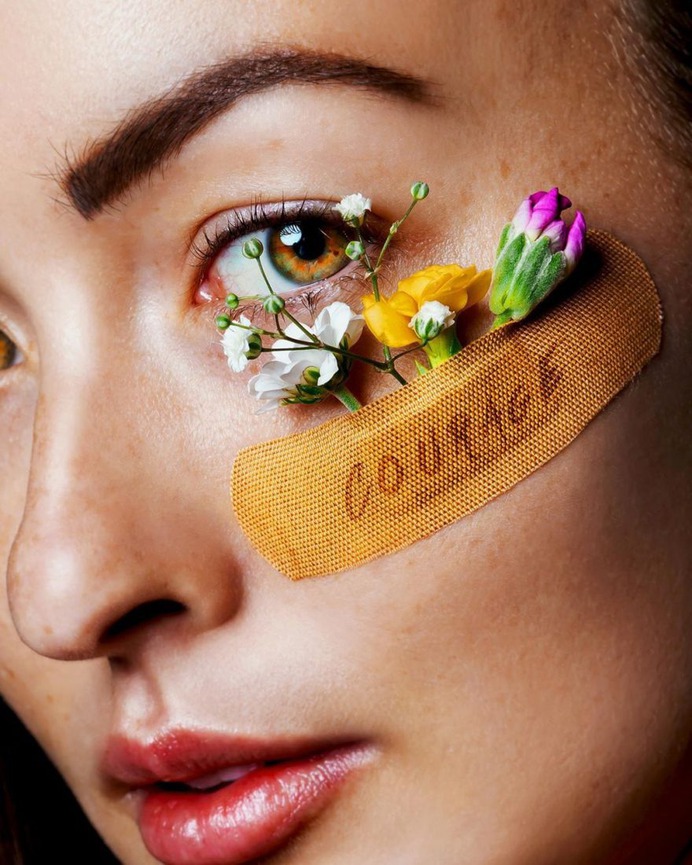 Mesmerizing and Playful Self-Portraits by Claire Luxton