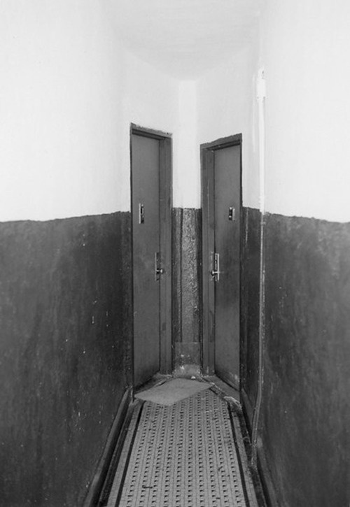 NEW WORK BY AURELIEN ARBET & JEREMIE EGRY #artwork #door #photography