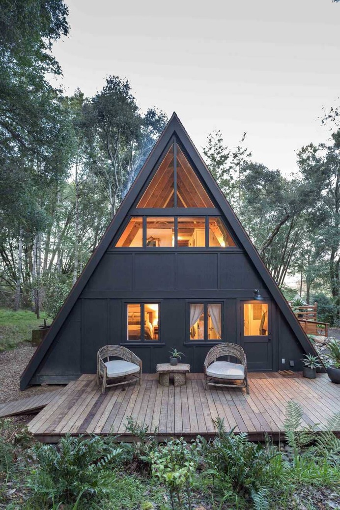 Inverness A-Frame / Blythe Design Co