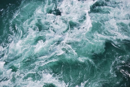 tumblr_lmtkvj0VgA1qbsx6do1_500.jpg 500×334 pixels #ocean #water #wave