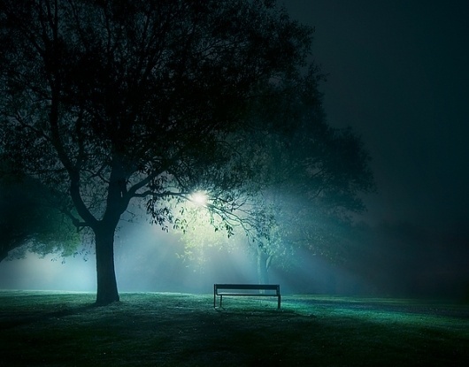 a l o n e on the Behance Network #thomas #digital #photography #kohl #light