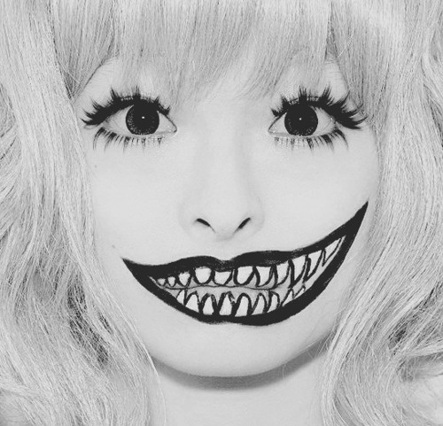 The Sixteenth Division #photography #white #black #portrait