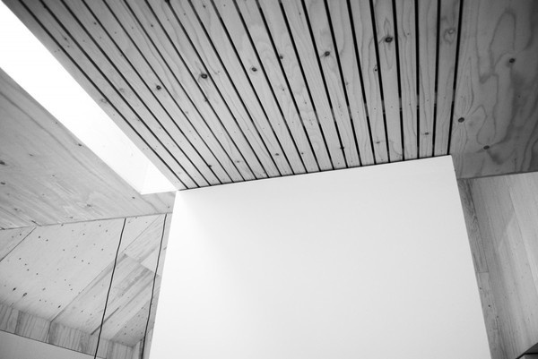 Moore Studio / Omar Gandhi Architect #wood #white