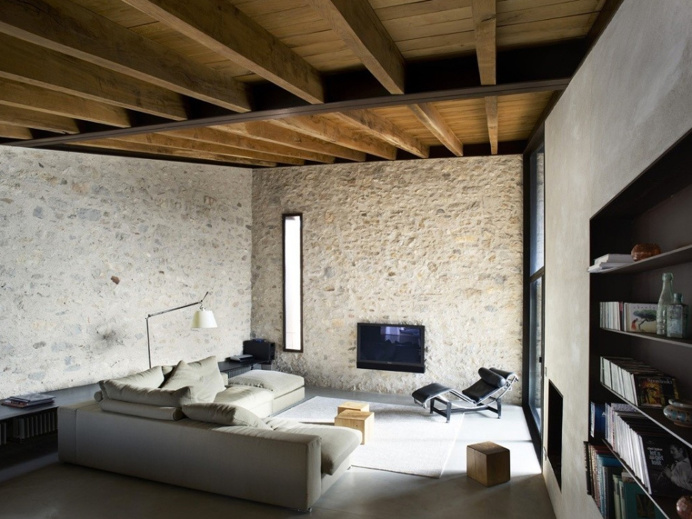Airbnb in Girona