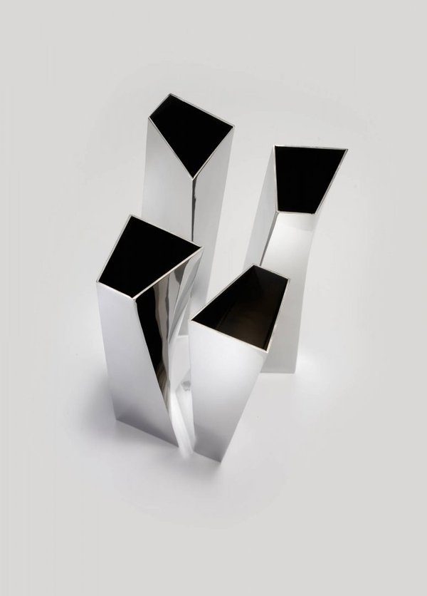 Crevasse Vase Design Zaha Hadid Architects #hadid #zaha