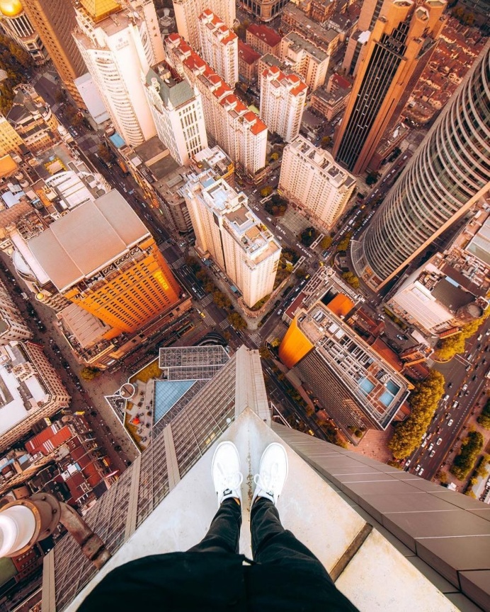 Breathtaking Rooftop Shots From Skyscrapers Of Shanghai by Anselm Wiethoff