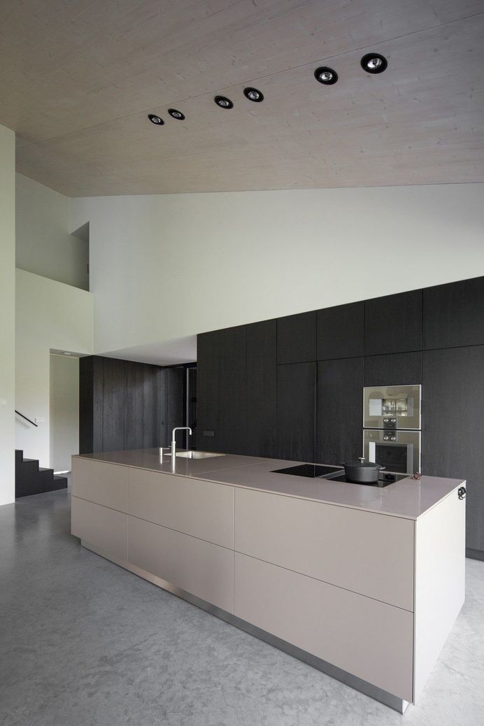 A Minimalist Dutch Villa by FilliéVerhoeven Architects 7