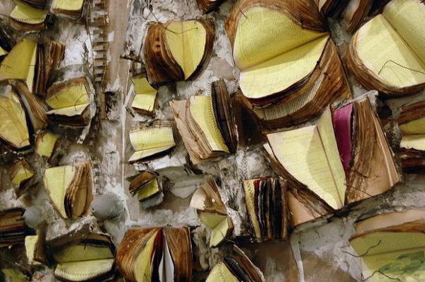 20 Cool Book Sculptures for Inspiration #sculptures #book #art